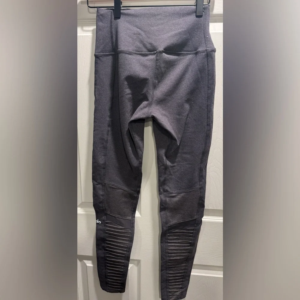 Alo Yoga Moto Leggings High Waist Ribbed Panel-Size Medium - Picture 6 of 9